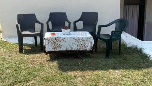 Seating spot with multiple chairs
